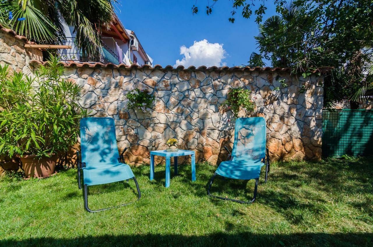 Apartments Marija & Pepa ロヴィニ エクステリア 写真